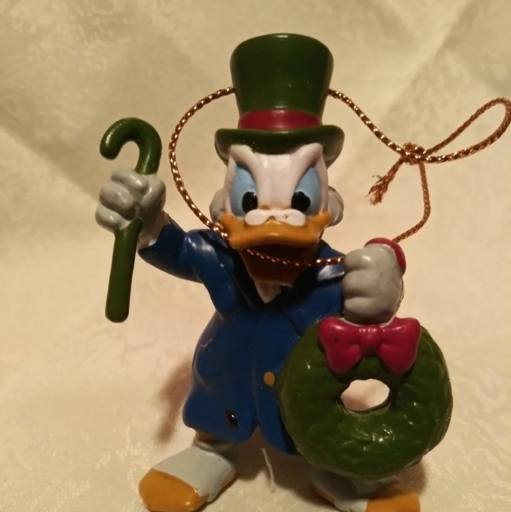 Donald Duck Holiday Ornament